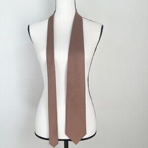 JOE Joseph Abboud 100% Silk Metallic Perfection Tie.